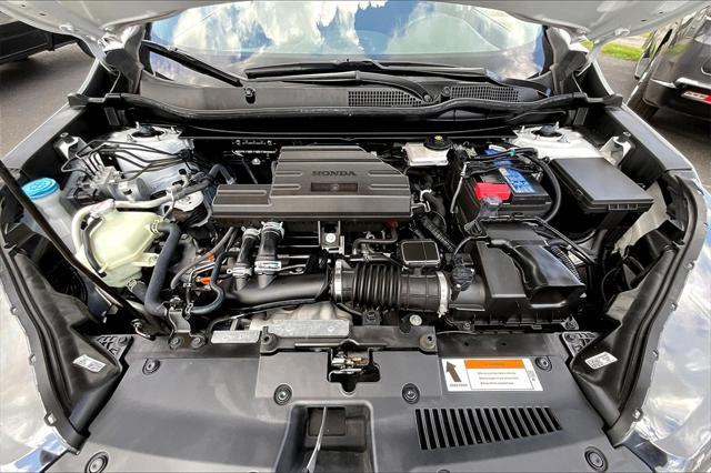 Photo of 2022 Platinum White Pearl Honda CR-V