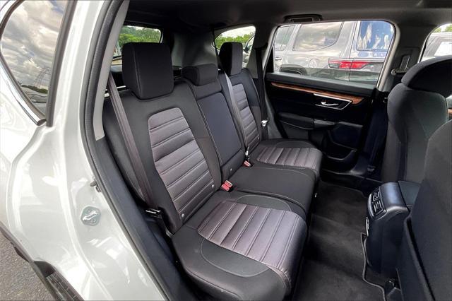 Photo of 2022 Platinum White Pearl Honda CR-V
