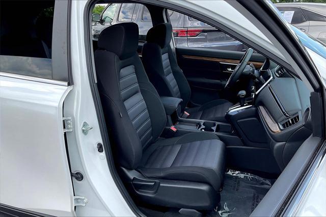 Photo of 2022 Platinum White Pearl Honda CR-V