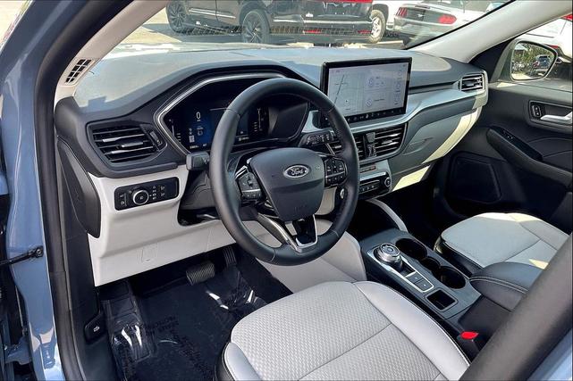 Photo of 2024 Vapor Blue Metallic Ford Escape PHEV