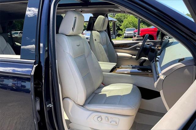 Photo of 2021 Dark Moon Blue Metallic Cadillac Escalade