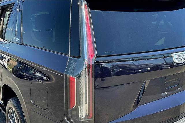 Photo of 2021 Dark Moon Blue Metallic Cadillac Escalade