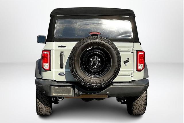 Photo of 2023 Cactus Gray Ford Bronco