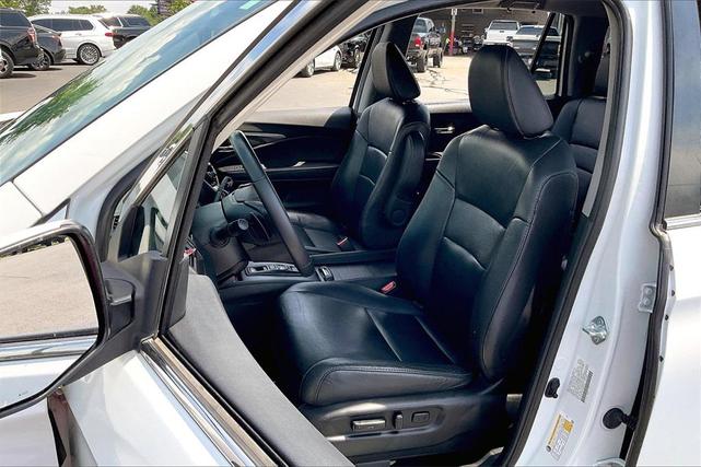 Photo of 2022 Platinum White Pearl Honda Pilot