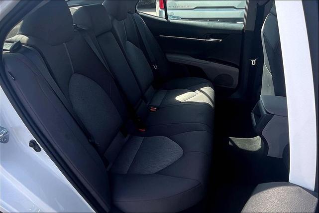 Photo of 2021 Super White Toyota Camry