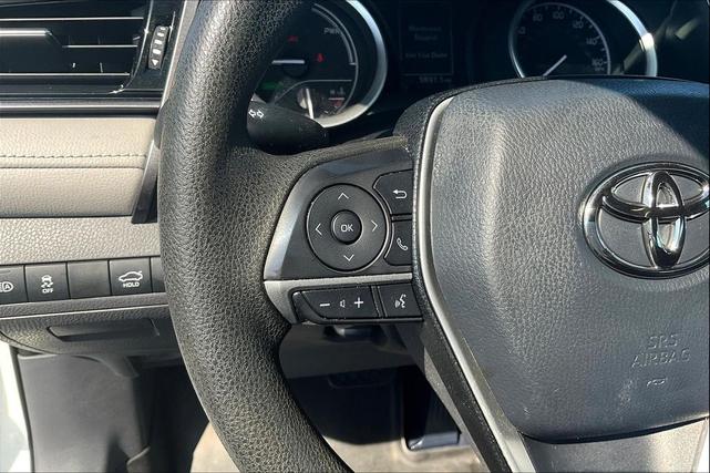 Photo of 2021 Super White Toyota Camry