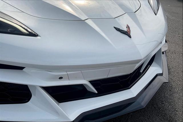 Photo of 2024 Arctic White Chevrolet Corvette