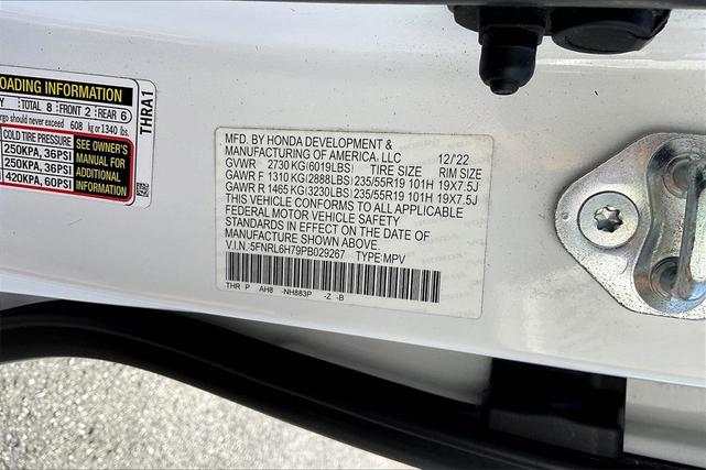 Photo of 2023 Platinum White Pearl Honda Odyssey