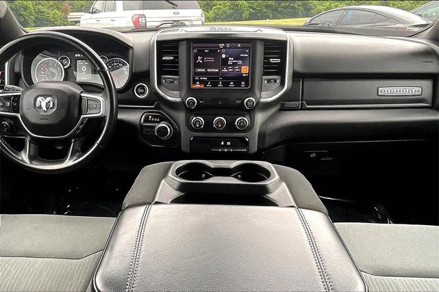 Photo of 2022 Diamond Black Crystal Pearlcoat RAM 1500
