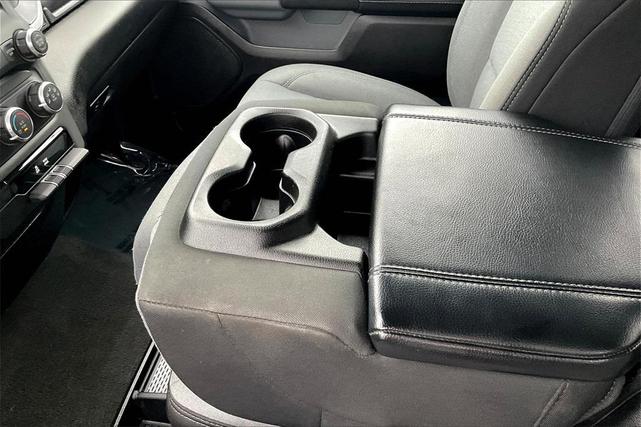 Photo of 2022 Diamond Black Crystal Pearlcoat RAM 1500
