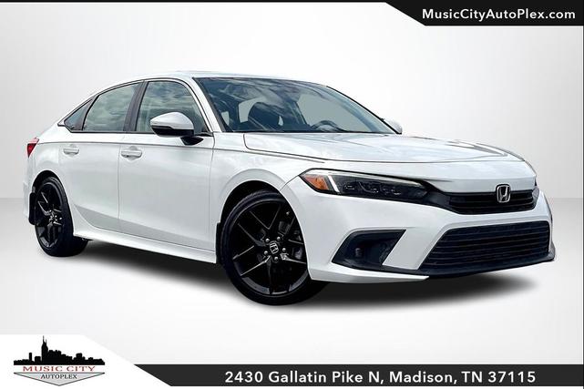 Photo of 2022 Platinum White Pearl Honda Civic
