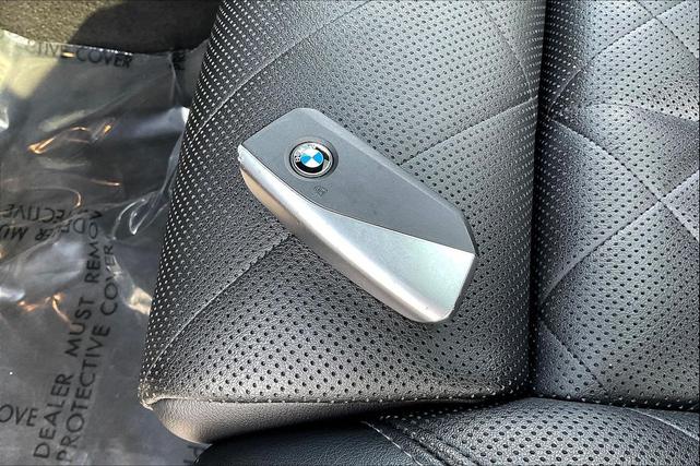Photo of 2024 Black Sapphire Metallic BMW X5