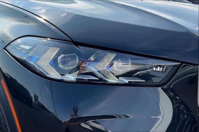 Photo of 2024 Black Sapphire Metallic BMW X5