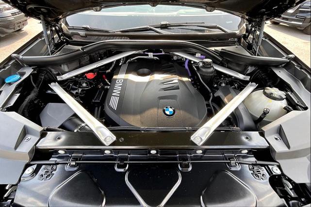 Photo of 2024 Black Sapphire Metallic BMW X5
