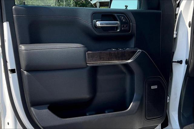 Photo of 2020 White Frost Tricoat GMC Sierra 1500
