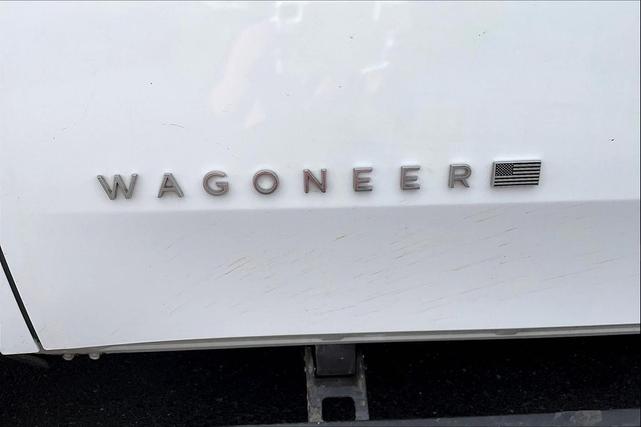 Photo of 2022 Bright White Clearcoat Jeep Wagoneer