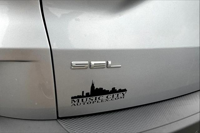 Photo of 2022 Iconic Silver Metallic Ford Escape