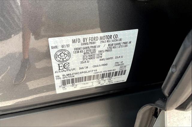Photo of 2023 Asher Gray Metallic Clearcoat Lincoln Aviator