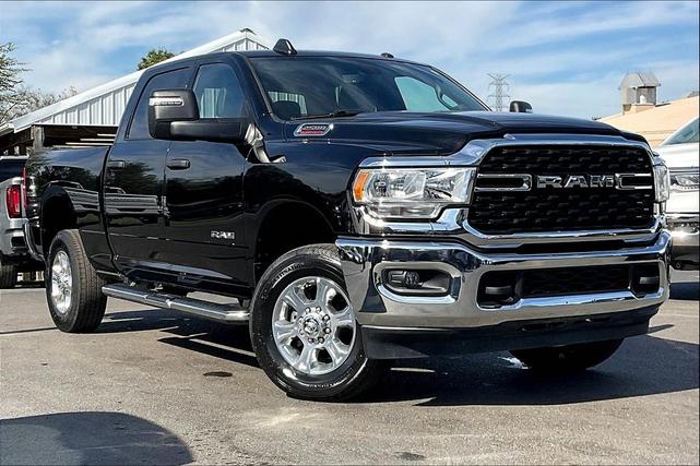 Photo of 2024 Diamond Black Crystal Pearlcoat RAM 2500