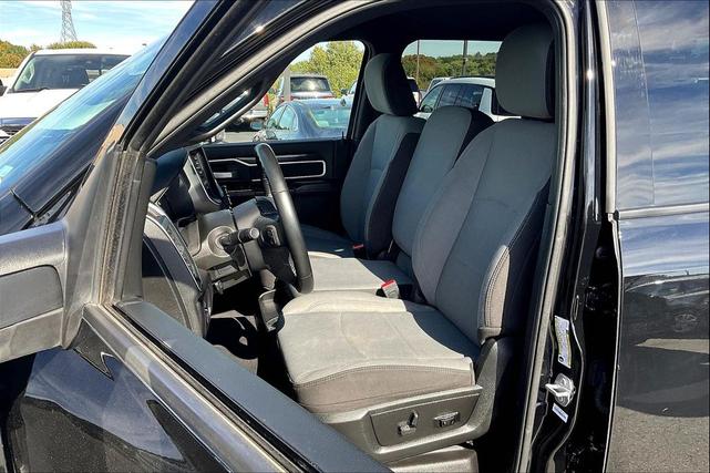 Photo of 2024 Diamond Black Crystal Pearlcoat RAM 2500
