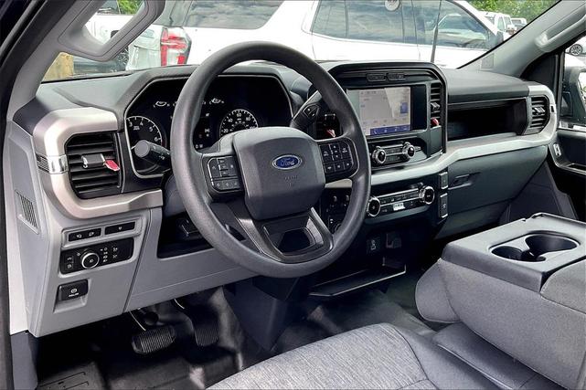 Photo of 2022 Blue Metallic Ford F-150