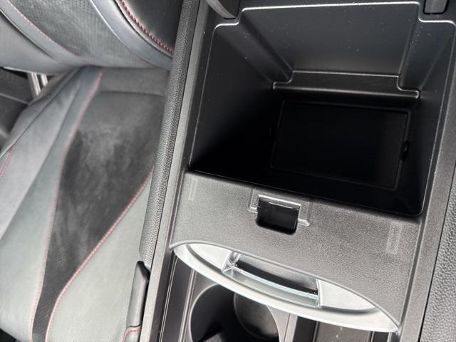 Photo of 2023 White Acura RDX