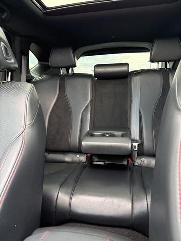Photo of 2023 White Acura RDX