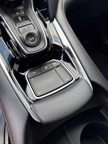 Photo of 2023 White Acura RDX