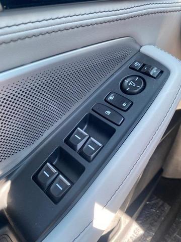 Photo of 2026 Canyon Acura MDX