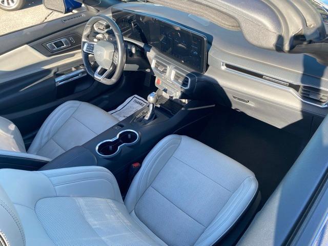 Photo of 2024 Blue Metallic Ford Mustang