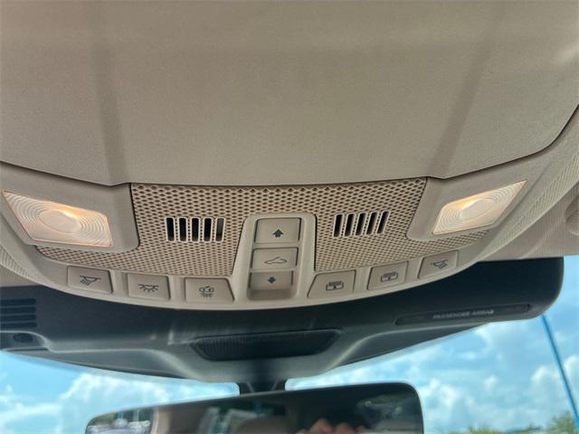 Photo of 2022 Smoke Metallic Lincoln Nautilus