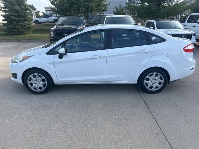 Photo of 2015 Tuxedo Black Ford Fiesta