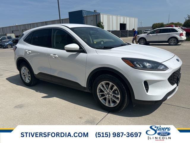 Photo of 2020 Oxford White Ford Escape
