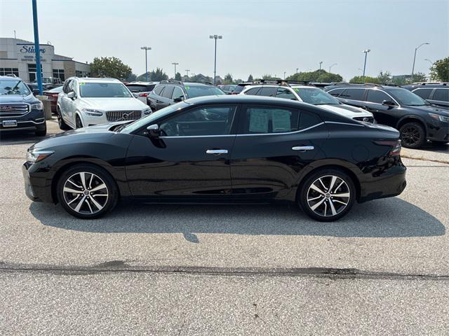 Photo of 2020 Super Black Nissan Maxima