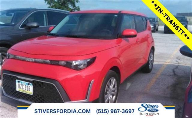Photo of 2023 Inferno Red Kia Soul