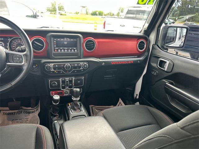 Photo of 2018 Bright White Clearcoat Jeep Wrangler Unlimited