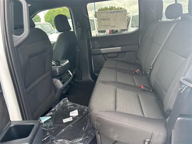 Photo of 2025 Oxford White Ford F-150