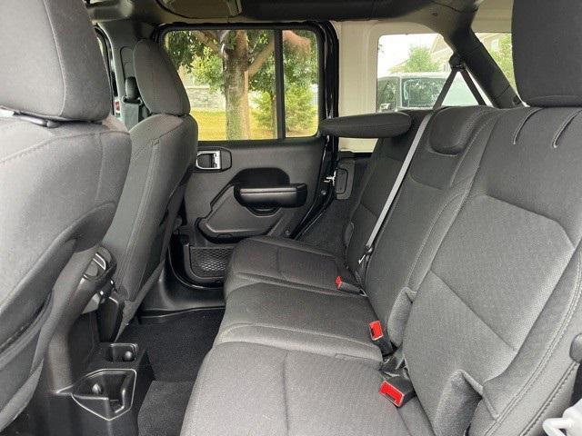 Photo of 2020 Black Clearcoat Jeep Wrangler Unlimited