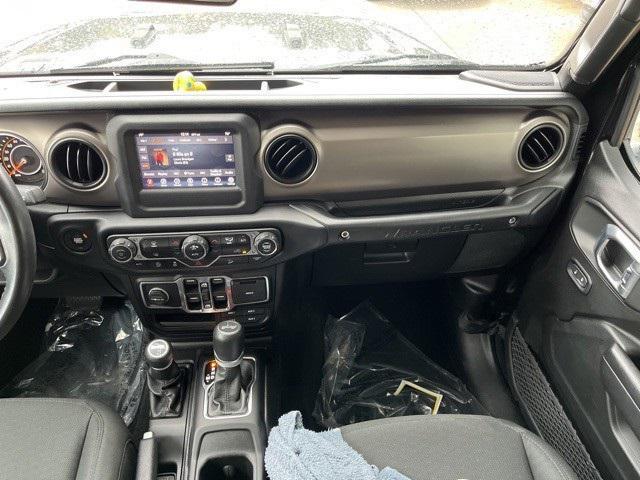 Photo of 2020 Black Clearcoat Jeep Wrangler Unlimited