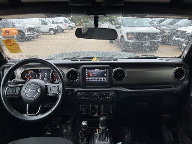 Photo of 2020 Black Clearcoat Jeep Wrangler Unlimited