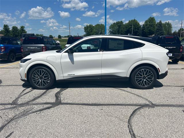 Photo of 2025 Star White Metallic Tri-Coat Ford Mustang Mach-E