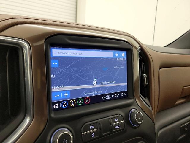 Photo of 2022 White Chevrolet Silverado 1500 Limited