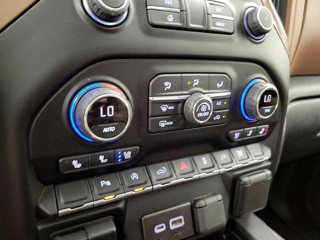 Photo of 2022 White Chevrolet Silverado 1500 Limited