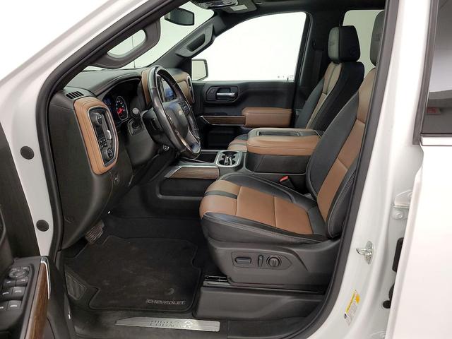Photo of 2022 White Chevrolet Silverado 1500 Limited