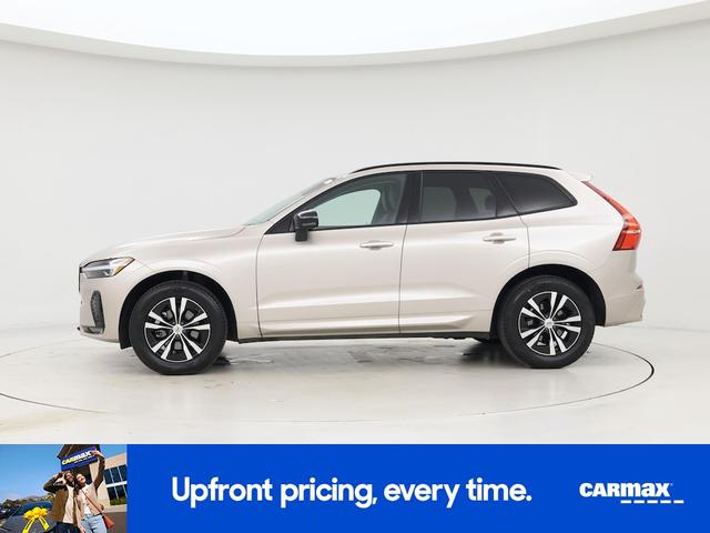 Photo of 2025 Tan Volvo XC60