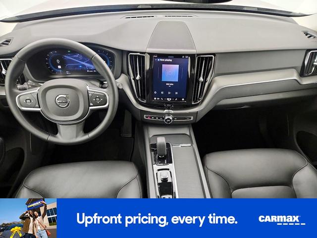 Photo of 2025 Tan Volvo XC60