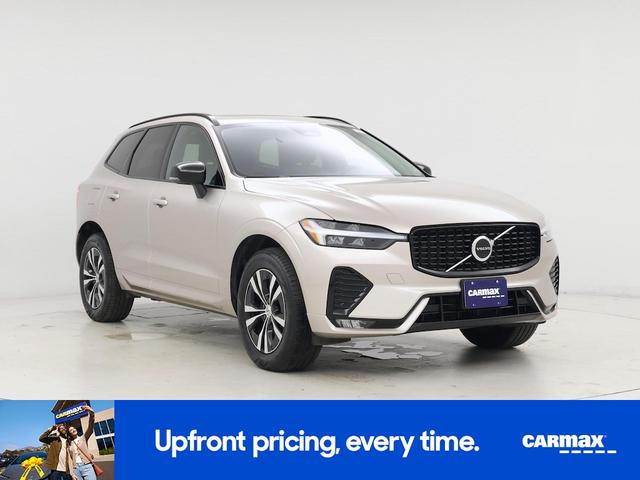 Photo of 2025 Tan Volvo XC60