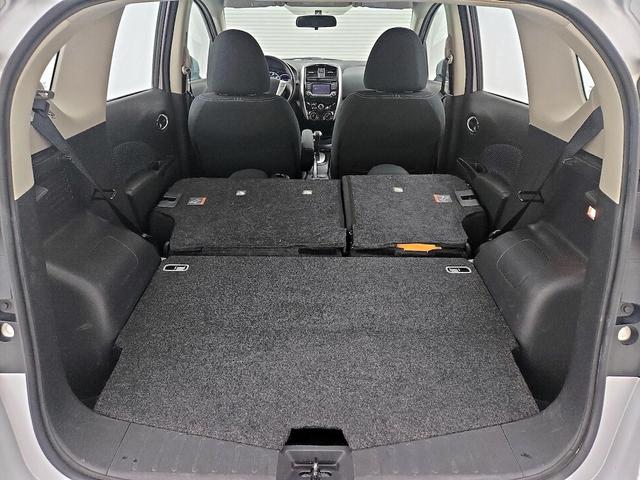 Photo of 2016 Silver Nissan Versa Note