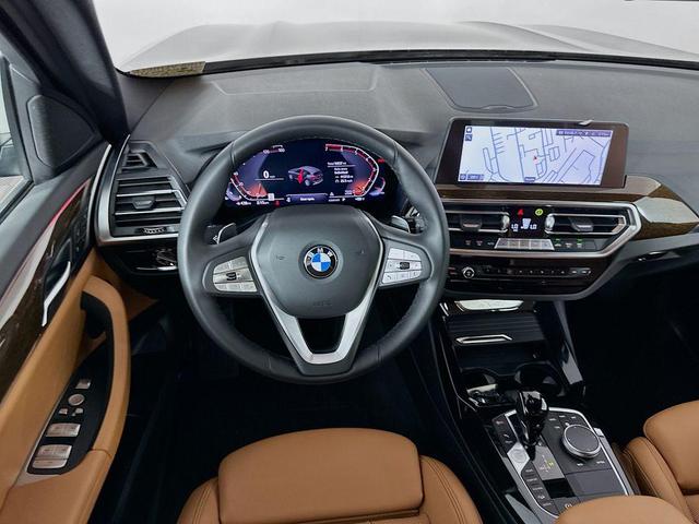 Photo of 2024 Black Sapphire Metallic BMW X3