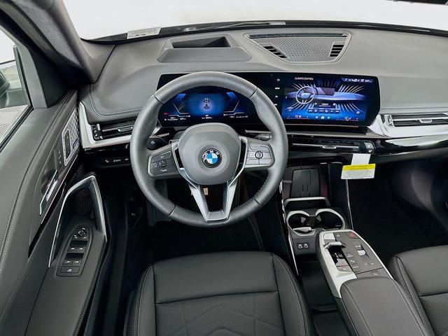 Photo of 2025 San Remo Green Metallic BMW X1